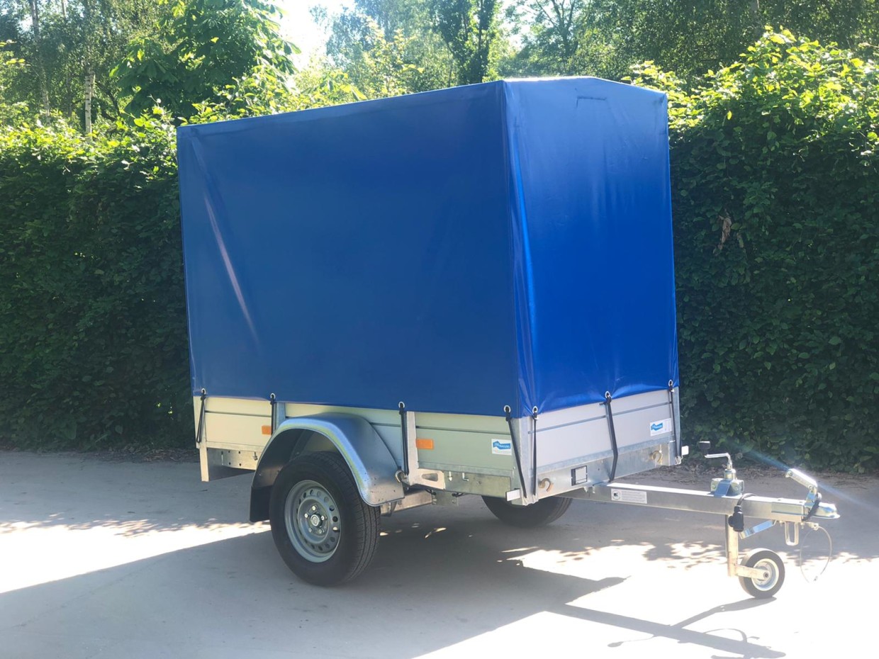 Hapert Azure L1 inclusief huif