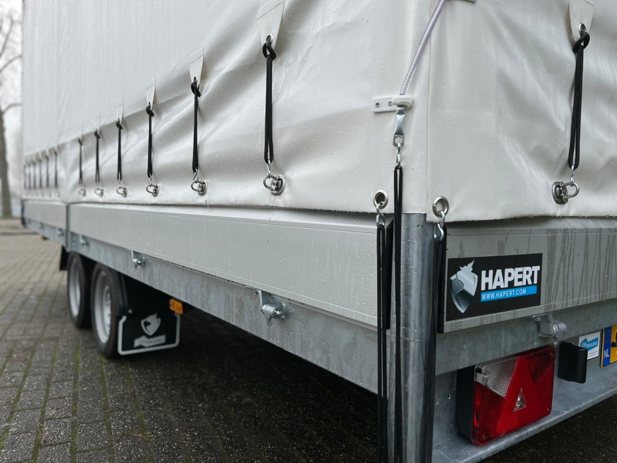 Hapert Azure H2 + Huif