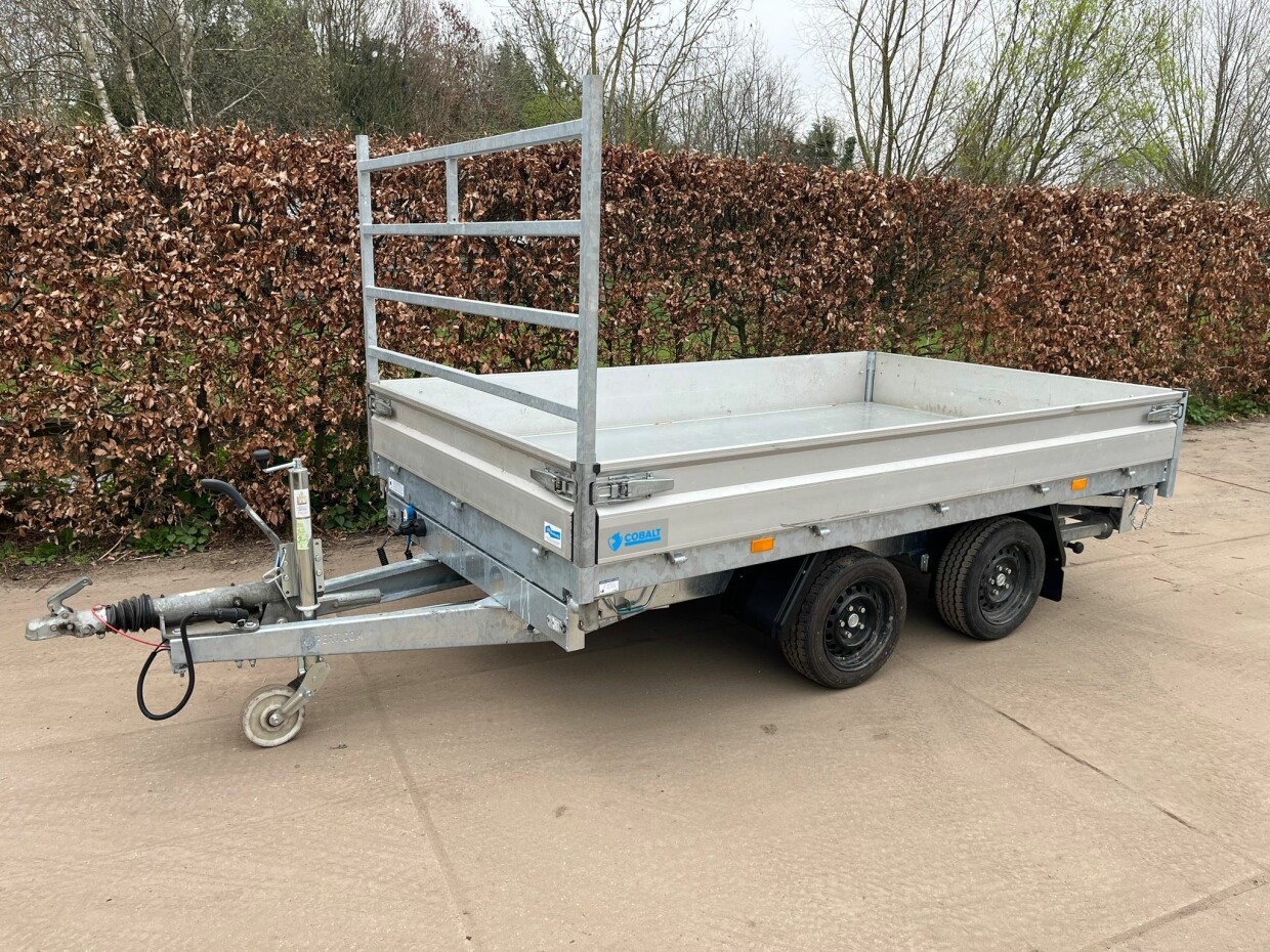 Hapert Kieper 305x180 3500kg, met oprijpakket