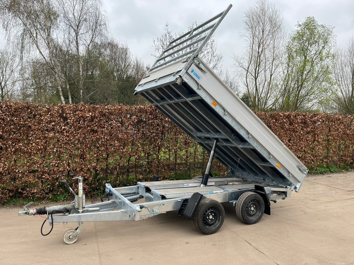 Hapert Kieper 305x180 3500kg, met oprijpakket