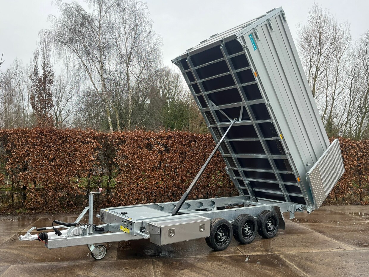 Kiper Tridax TwinTrailer