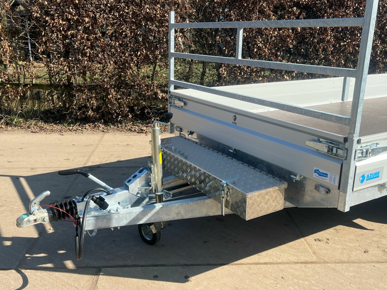 Hapert Azure H3