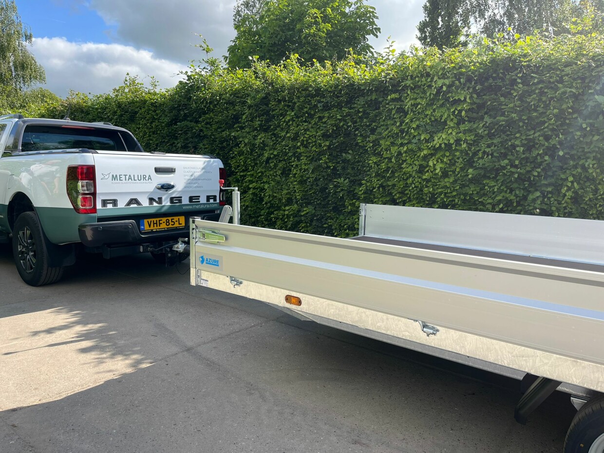 Hapert Azure H3