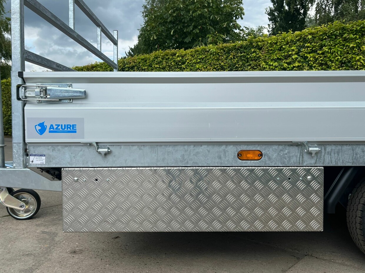 Hapert Azure H3