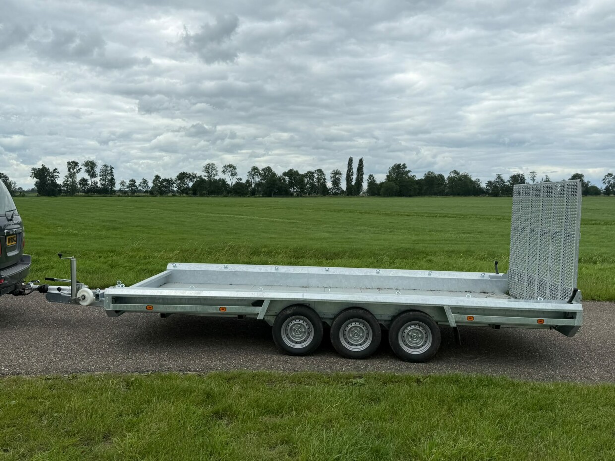Hulco Terrax Transporter